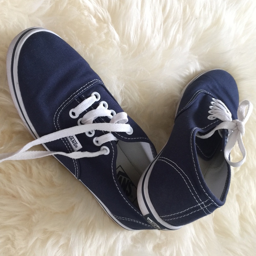 Vans navy blue lace up shoes size 7